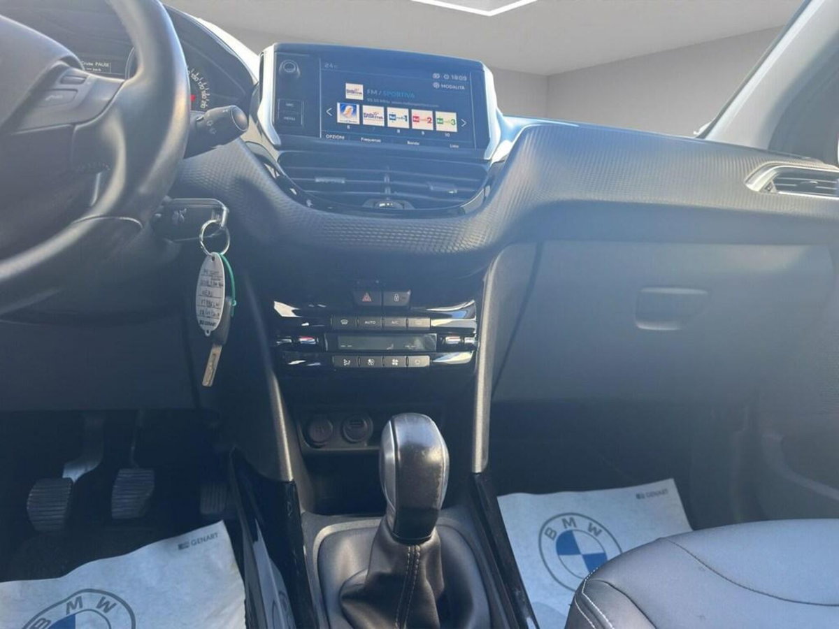 Peugeot 2008 82 S&S Allure (10)