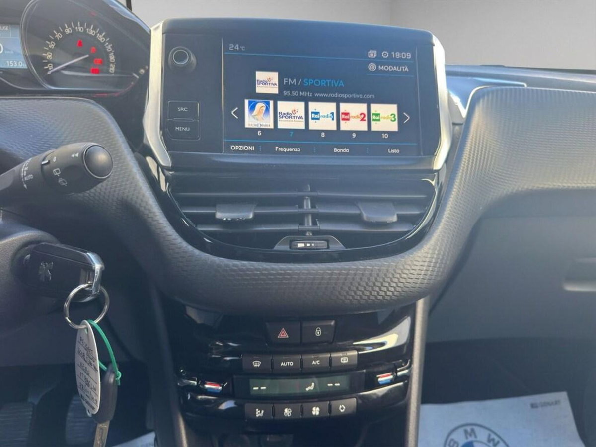 Peugeot 2008 82 S&S Allure (14)