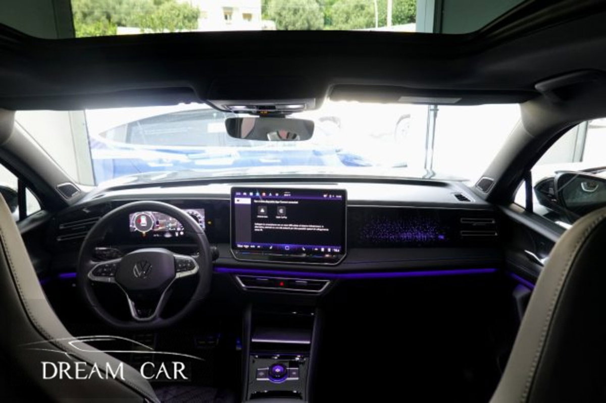 Volkswagen Tiguan 2.0 tdi R-Line 4motion 193cv dsg (10)