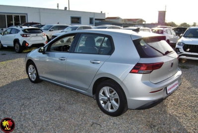 Volkswagen Golf Variant 2.0 TDI SCR DSG Life (17)