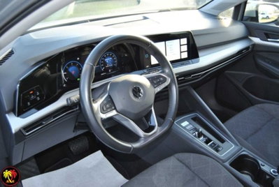 Volkswagen Golf Variant 2.0 TDI SCR DSG Life (5)