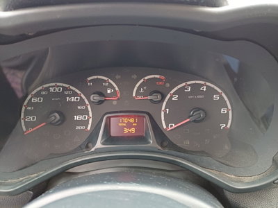 Ford Ka 1.2 8V 69CV Titanium (17)