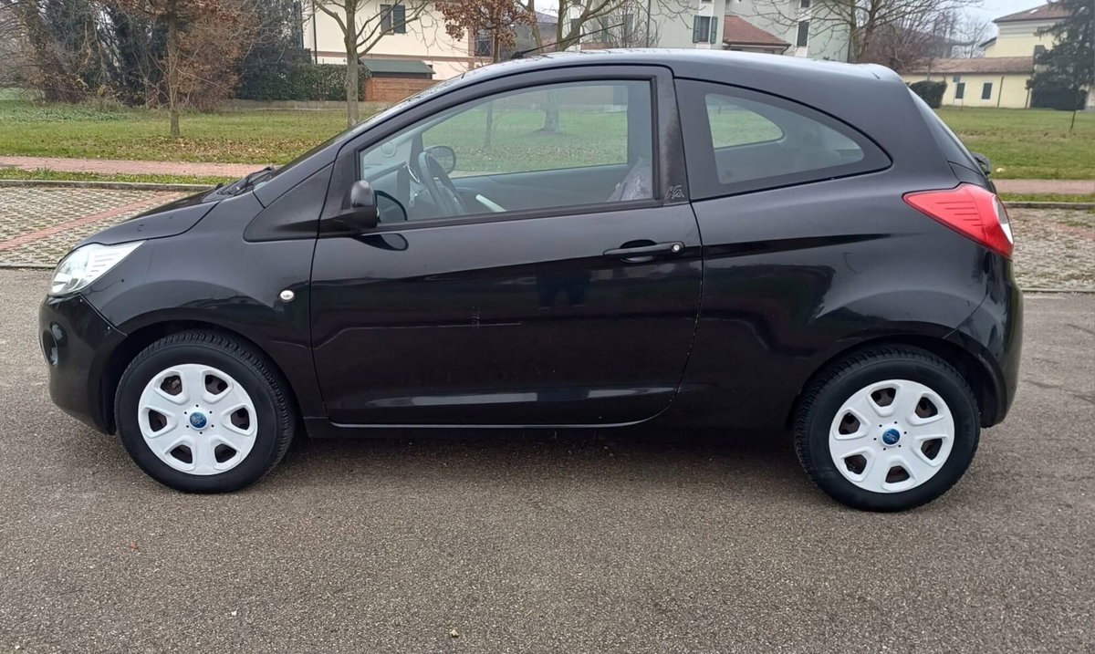 Ford Ka 1.2 8V 69CV Titanium (5)