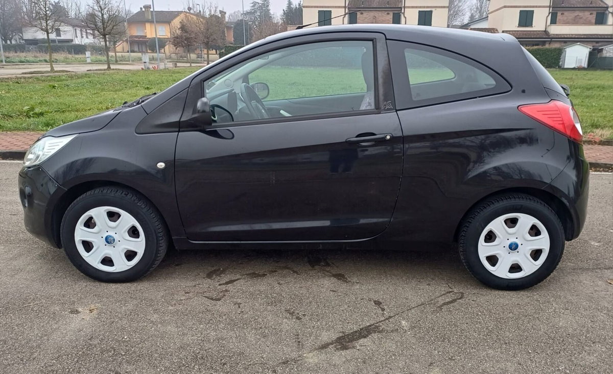 Ford Ka 1.2 8V 69CV Titanium (9)