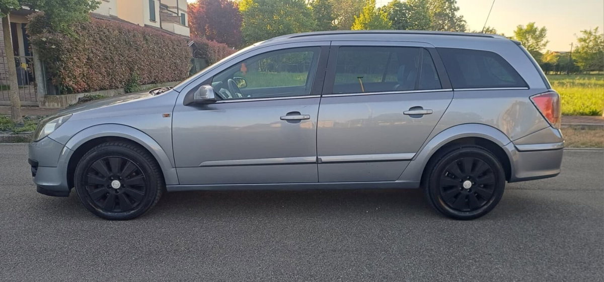 Opel Astra Station Wagon 1.7 CDTI 101CV Station Wagon Cosmo (10)