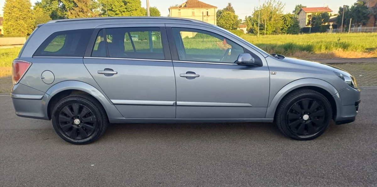 Opel Astra Station Wagon 1.7 CDTI 101CV Station Wagon Cosmo (19)