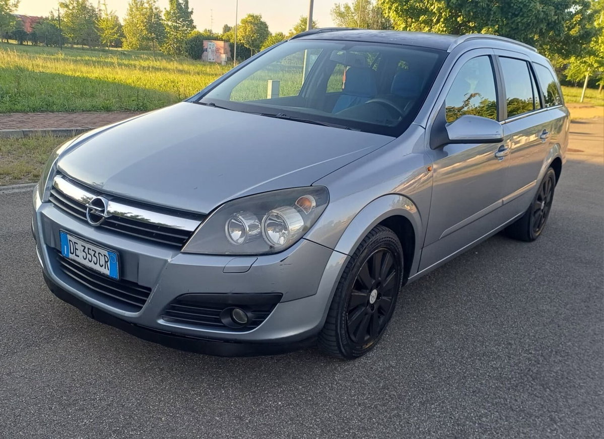 Opel Astra Station Wagon 1.7 CDTI 101CV Station Wagon Cosmo (2)
