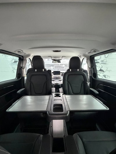 Mercedes-Benz Classe V Extralong 300 d Exclusive auto (11)