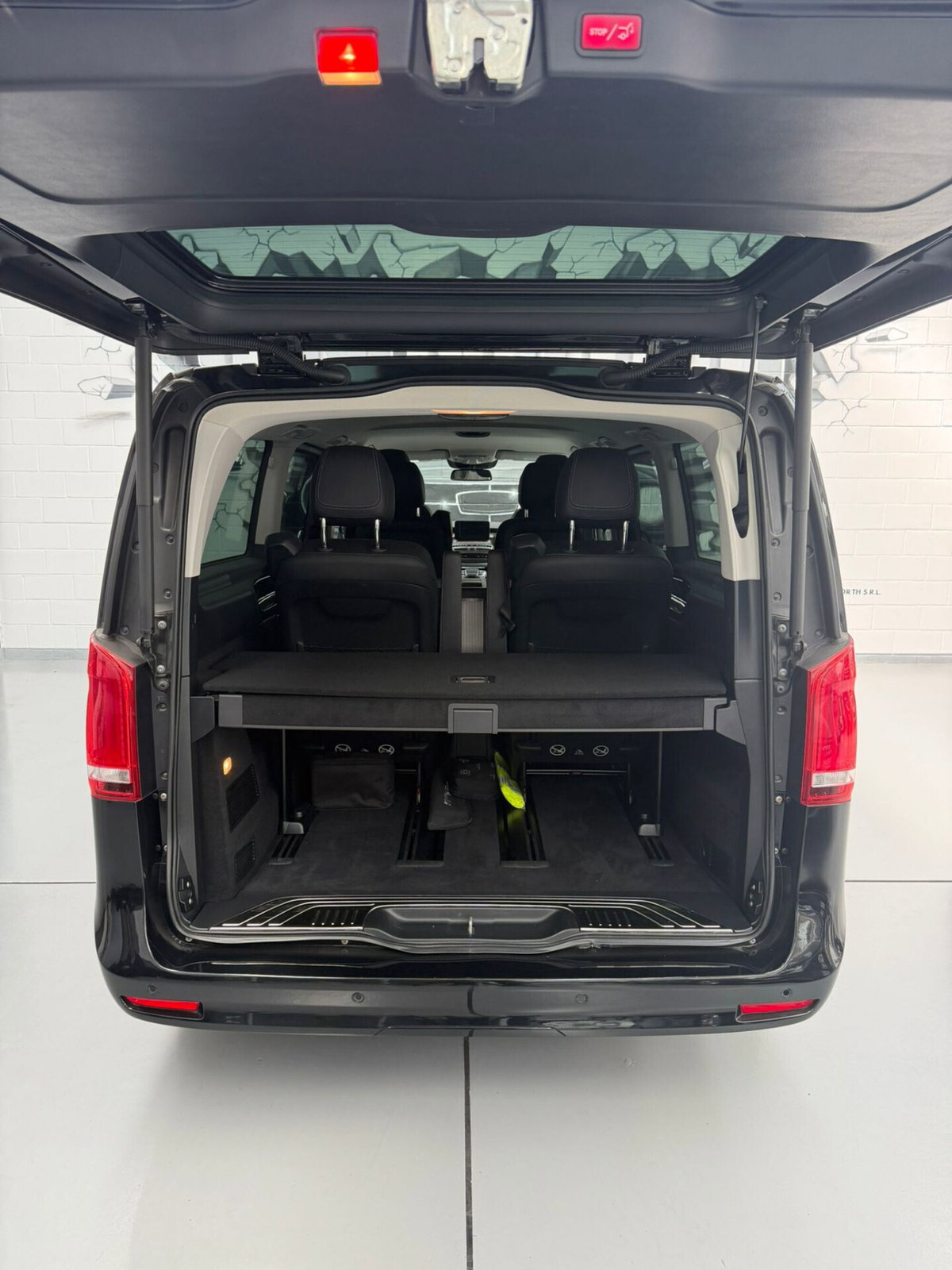 Mercedes-Benz Classe V Extralong 300 d Exclusive auto (5)
