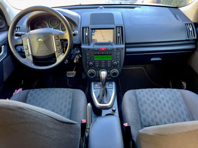 Land Rover Freelander 2.2 TD4 S.W. XS (13)