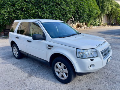 Land Rover Freelander 2.2 TD4 S.W. XS (3)