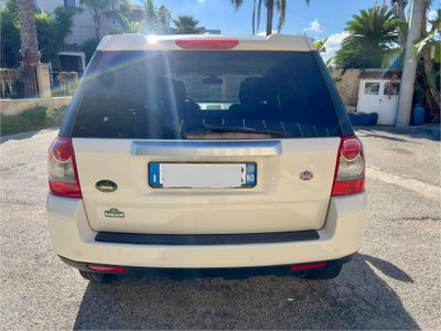 Land Rover Freelander 2.2 TD4 S.W. XS (5)