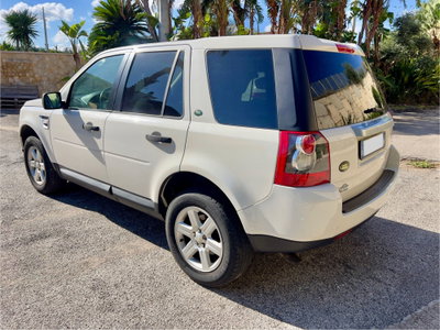 Land Rover Freelander 2.2 TD4 S.W. XS (6)