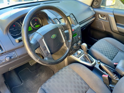 Land Rover Freelander 2.2 TD4 S.W. XS (7)