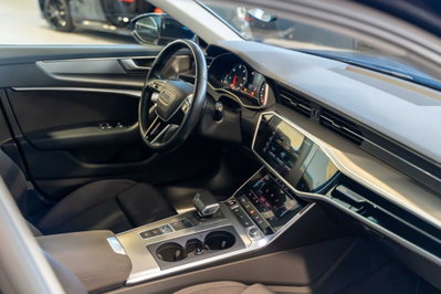 Audi A6 Avant 40 2.0 TDI S tronic Business Plus (9)