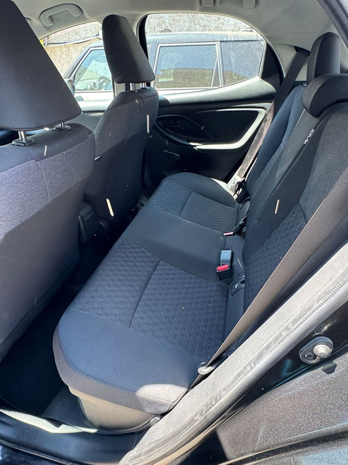 Toyota Yaris 1.5 Hybrid 5 porte Active (10)