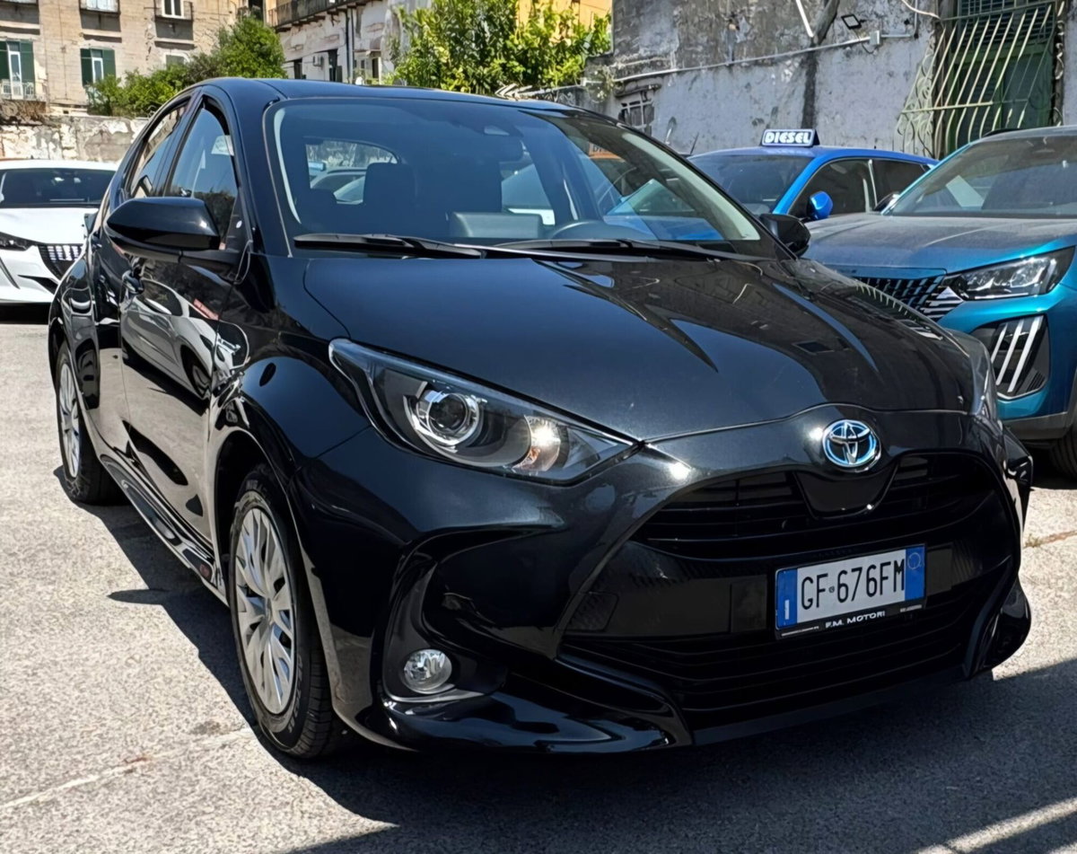 Toyota Yaris 1.5 Hybrid 5 porte Active (3)