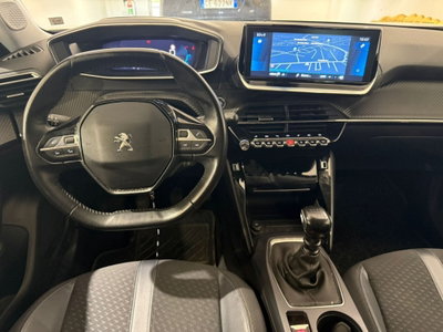 Peugeot 2008 PureTech 130 S&S Allure (14)