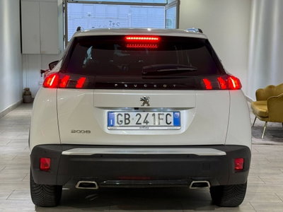 Peugeot 2008 PureTech 130 S&S Allure (3)