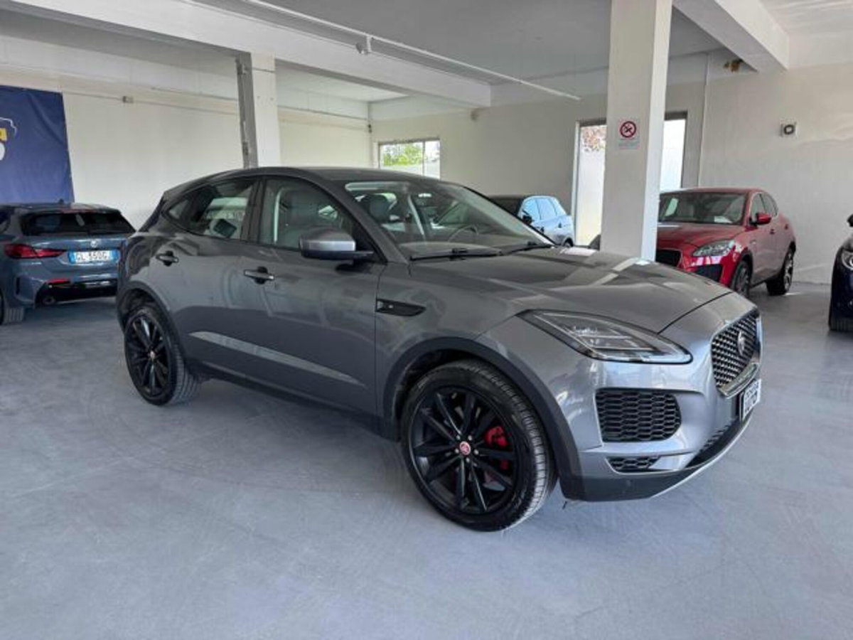 Jaguar E-Pace 2.0D 180 CV AWD aut. R-Dynamic SE (14)