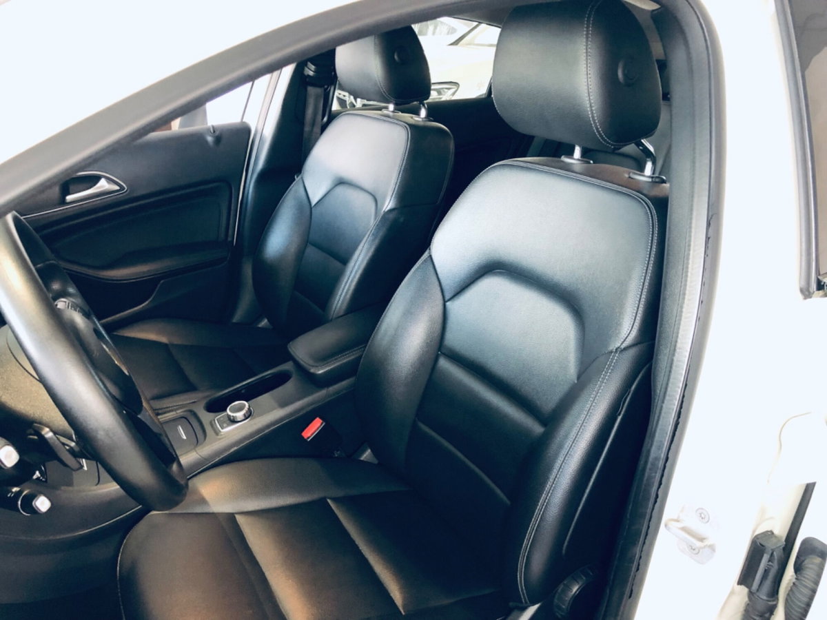 Mercedes-Benz Classe A 180 CDI Automatic Executive (17)
