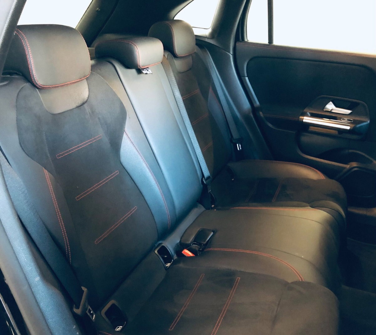 Mercedes-Benz GLA SUV 200 d Automatic Premium (19)