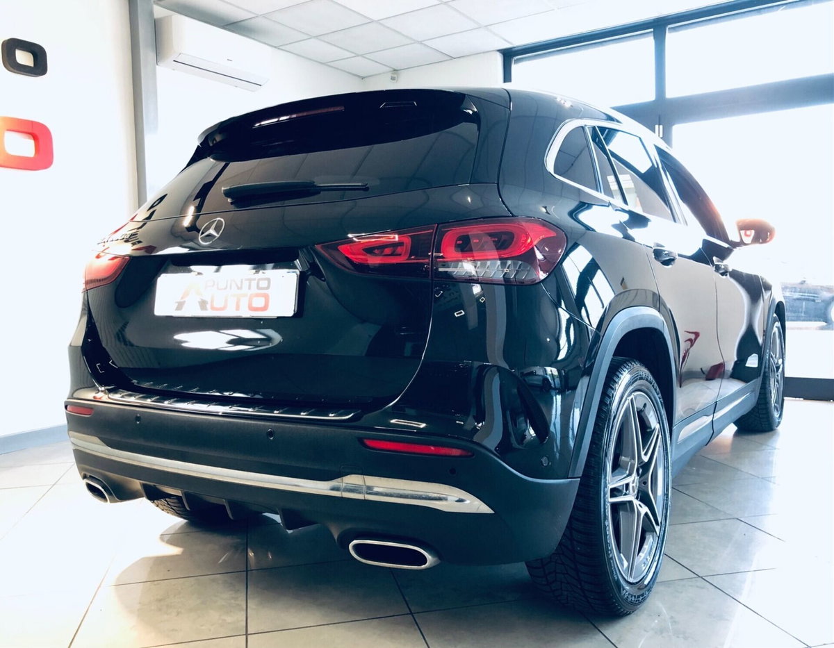 Mercedes-Benz GLA SUV 200 d Automatic Premium (5)