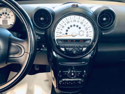 MINI Mini Countryman 1.6 Cooper D Countryman (14)