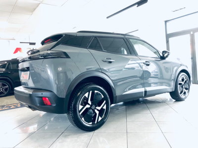 Peugeot 2008 1.2 turbo Allure 100cv (19)