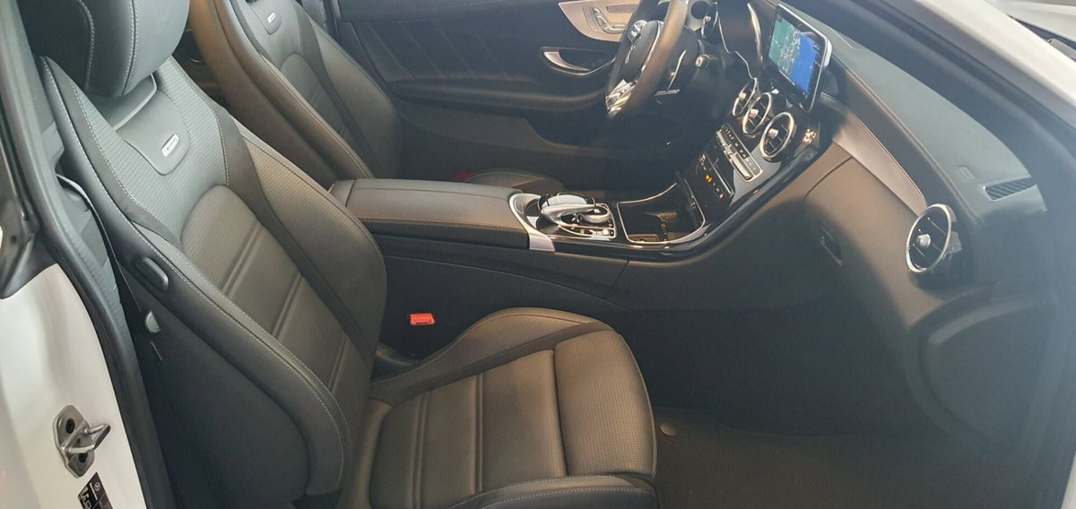 Mercedes-Benz Classe C Coupé 63 AMG Coupé S (16)