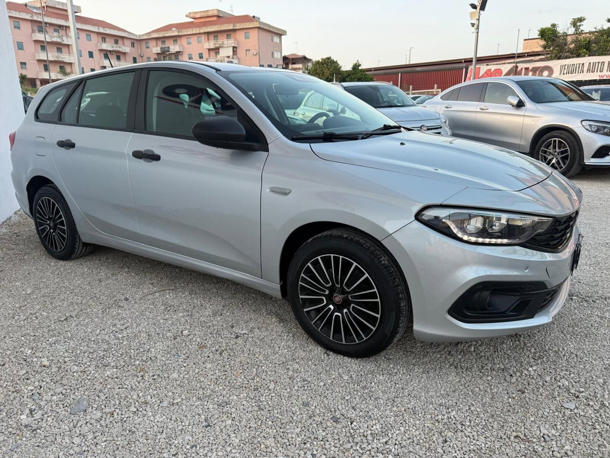 Fiat Tipo Station Wagon Tipo SW 1.6 mjt (Red) s&s 130cv (4)