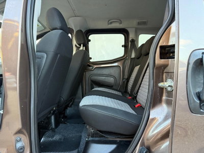 Fiat Qubo 1.3 MJT 95 CV Trekking (15)