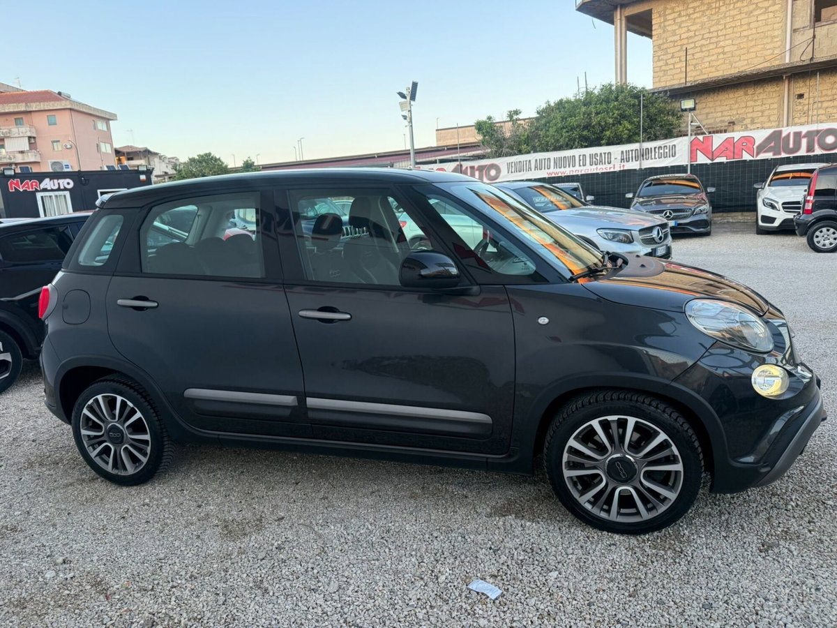 Fiat 500L 1.6 Multijet 120 CV City Cross (5)