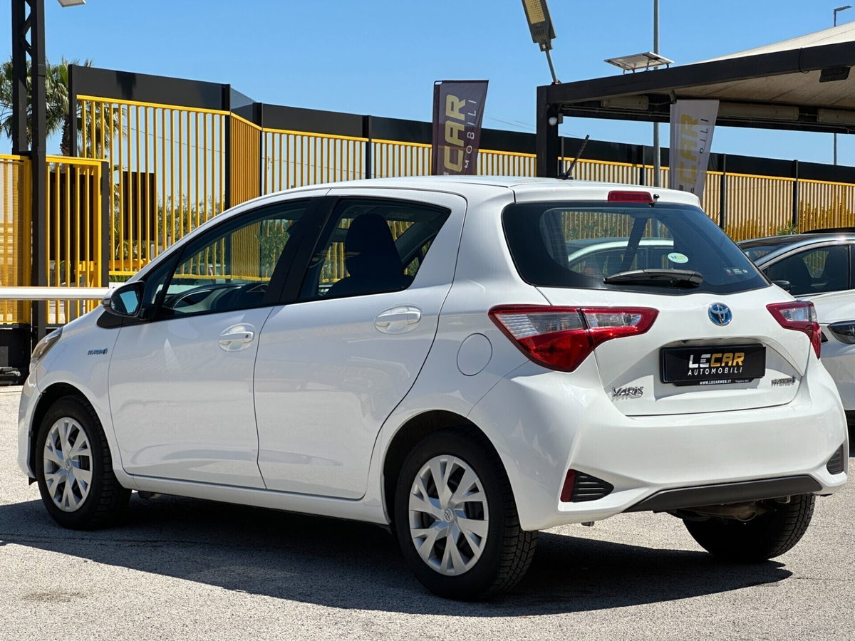 Toyota Yaris 1.5 Hybrid 5 porte Style (5)