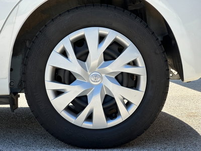 Toyota Yaris 1.5 Hybrid 5 porte Energy (9)