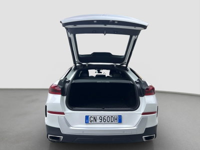 BMW X6 xDrive40d 48V xLine (8)