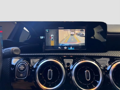Mercedes-Benz Classe A 180 d Automatic Business (13)