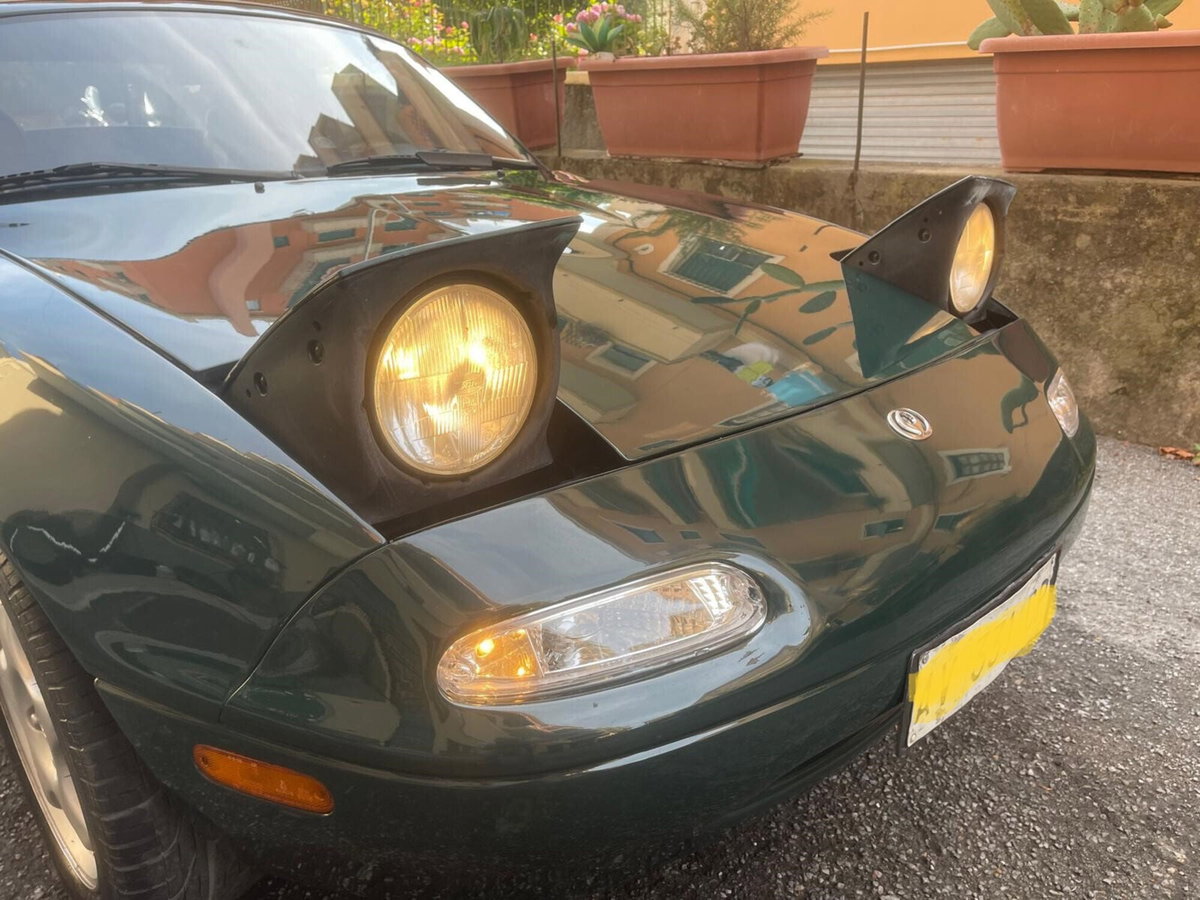 Mazda MX-5 1.6i 16V cat British Green (8)