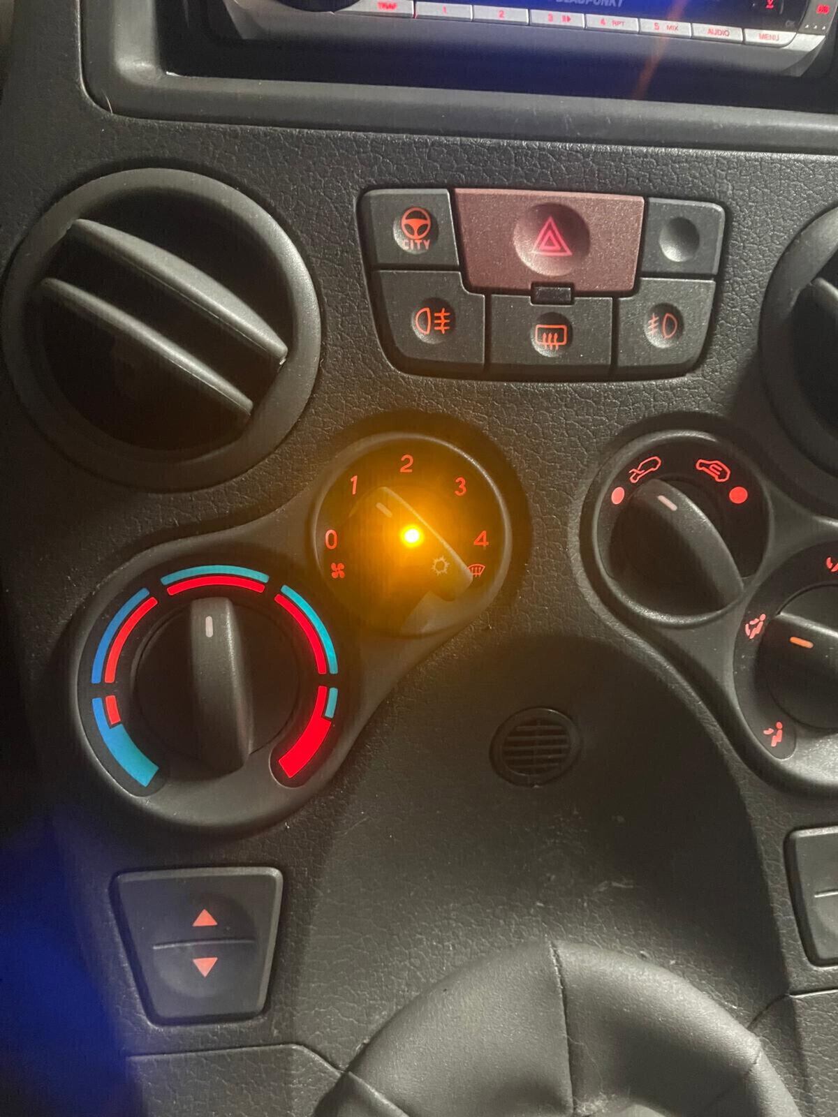 Fiat Panda 1.3 MJT 16V 4x4 Climbing (17)