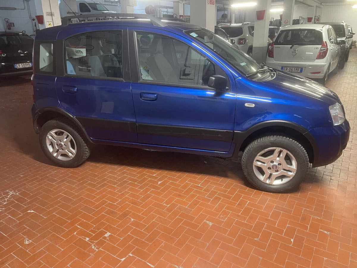 Fiat Panda 1.3 MJT 16V 4x4 Climbing (7)