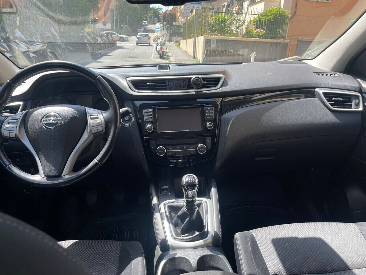 Nissan Qashqai 1.5 dCi Business (12)