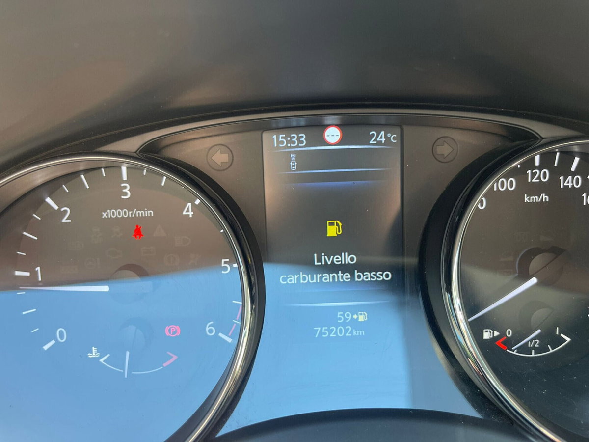 Nissan Qashqai 1.5 dCi Business (15)
