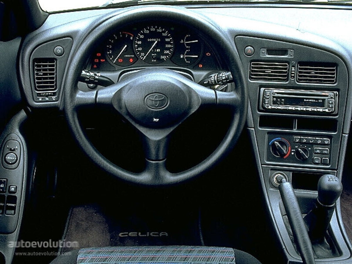 Toyota Celica Coupé 1.8i 16V cat Coupé GT (15)