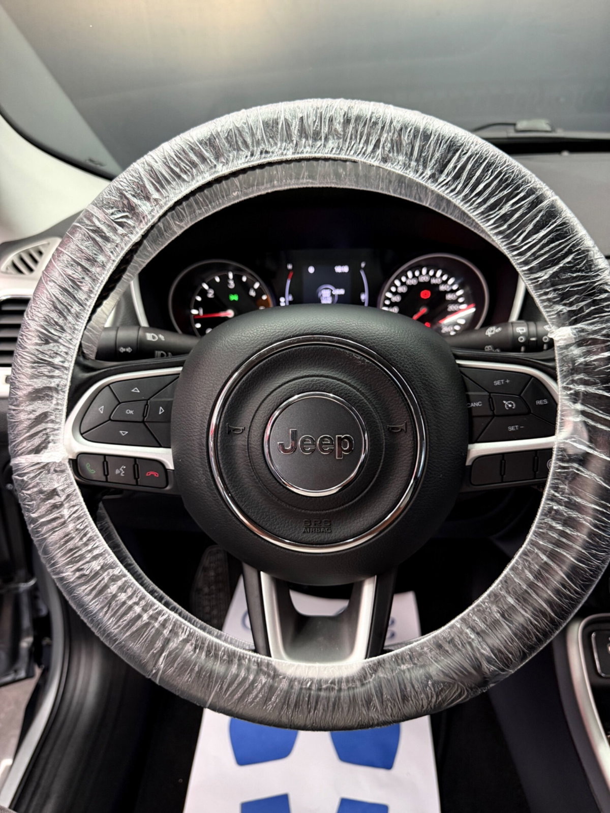 Jeep Compass 1.6 Multijet II 2WD Limited (11)