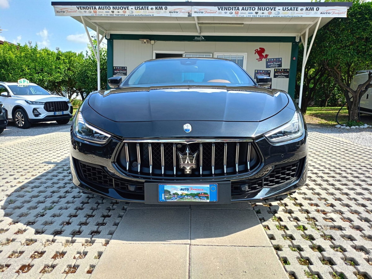 Maserati Ghibli Ghibli MHEV 330 CV GT (3)