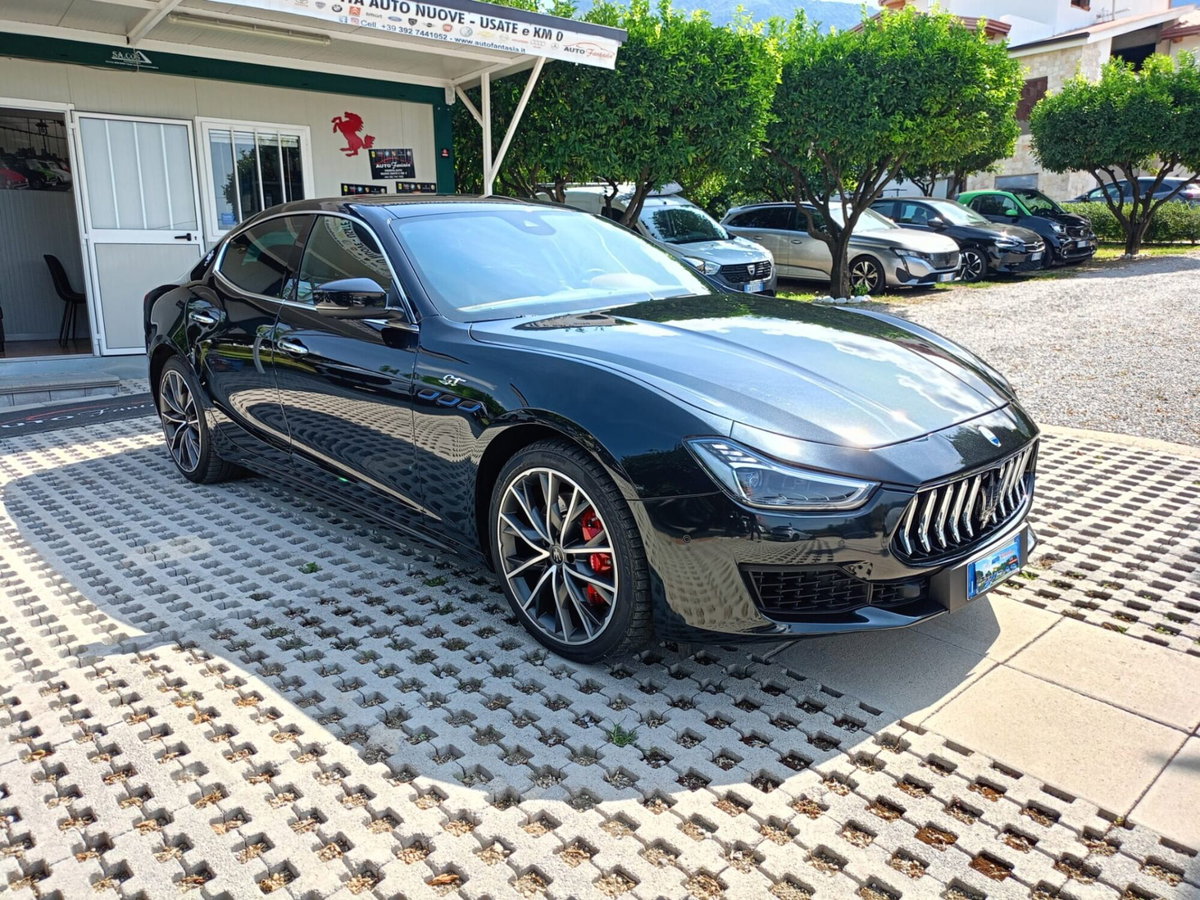 Maserati Ghibli Ghibli MHEV 330 CV GT (4)