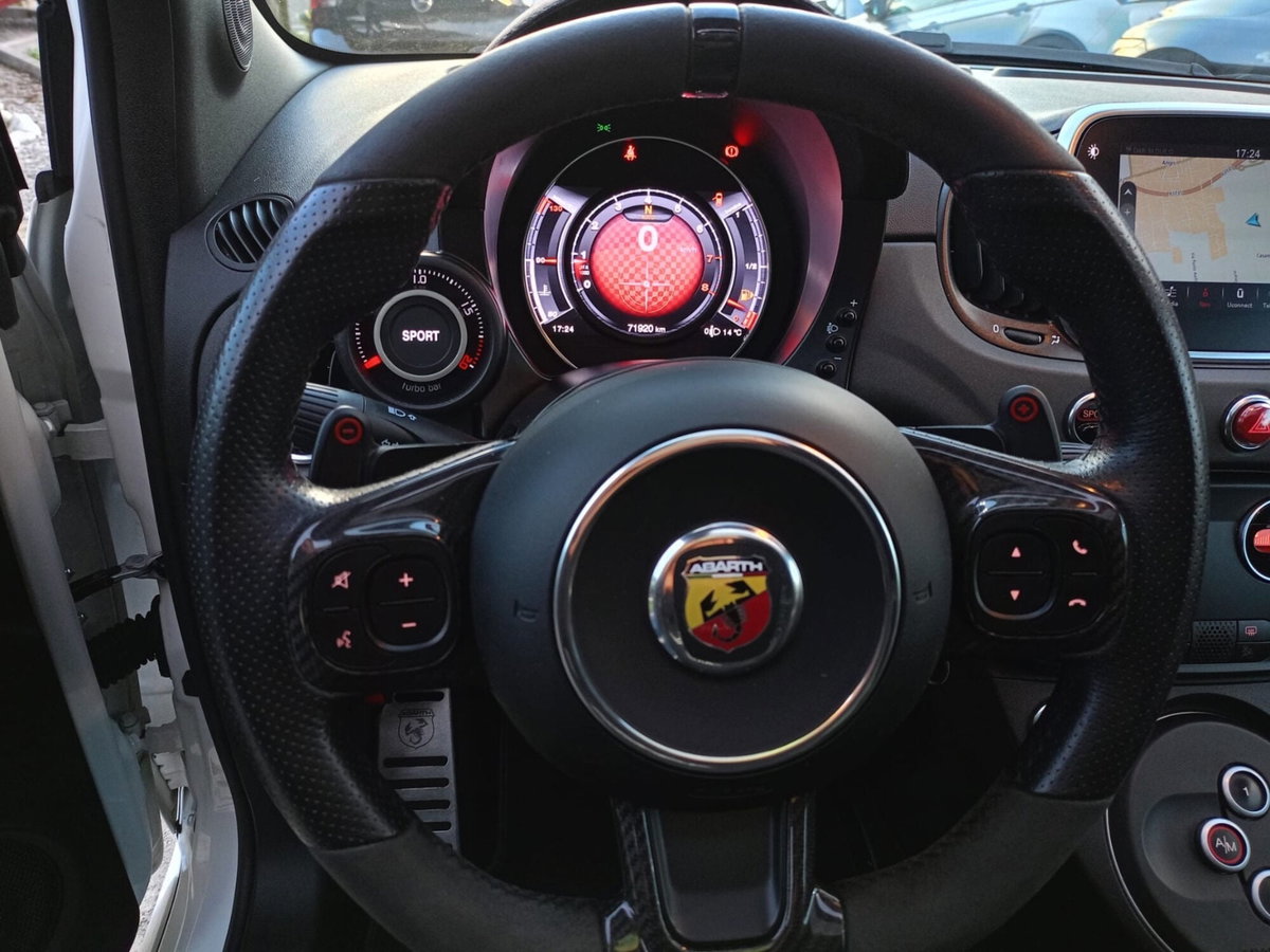 Abarth 595 595 1.4 Turbo T-Jet 180 CV Competizione (10)