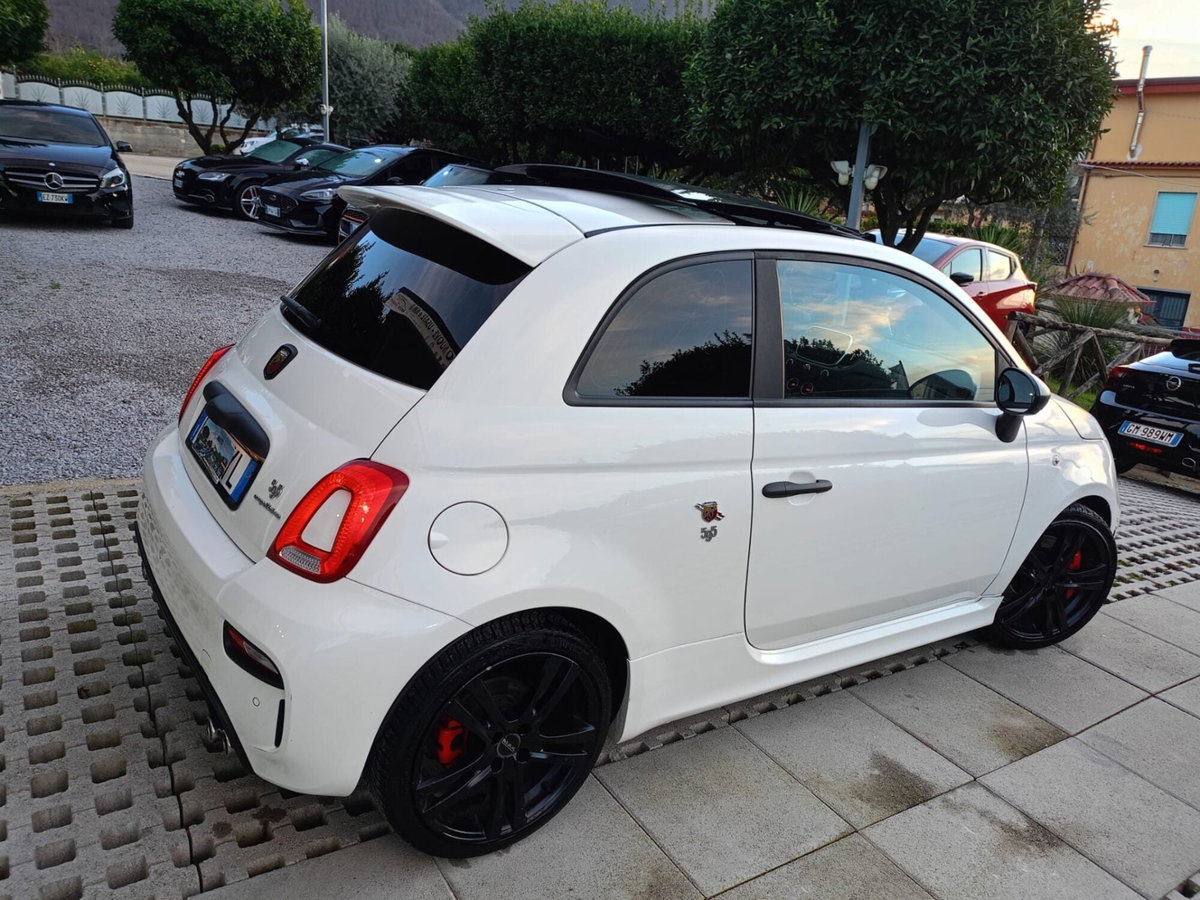 Abarth 595 595 1.4 Turbo T-Jet 180 CV Competizione (5)