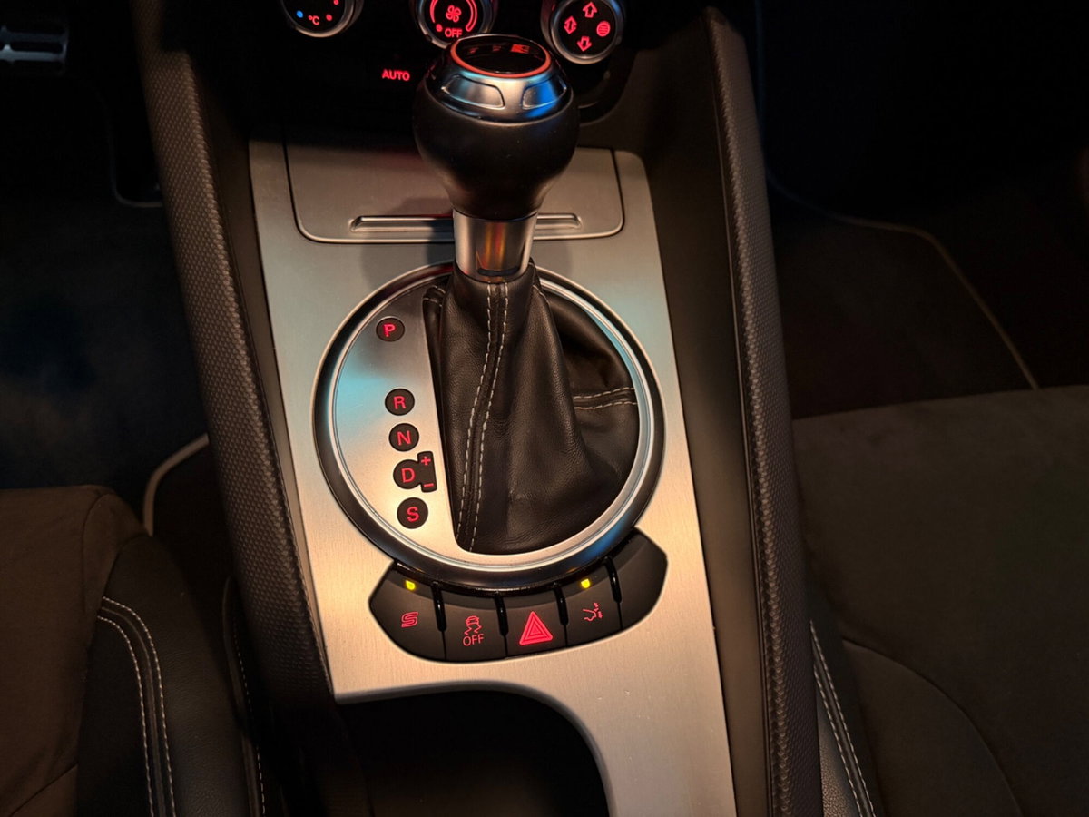 Audi TT Coupé 2.0 TFSI (10)