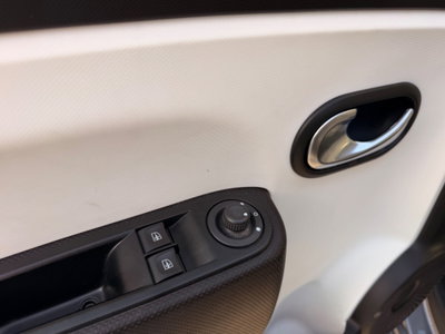Renault Twingo Urban Night 22kWh (15)